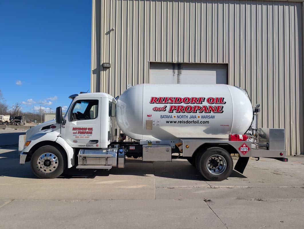 Custom propane truck build by Lux Industries, photo 2