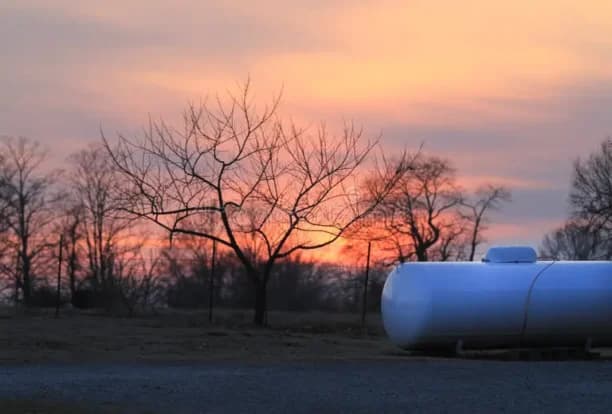 Propane Storage and Safety Tips for the Fall Season